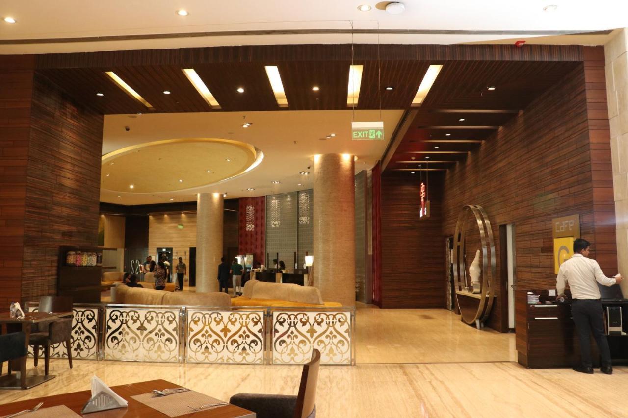 Holiday Inn Chandigarh Panchkula, An Ihg Hotel Eksteriør billede Lobby