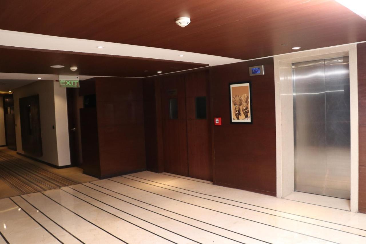 Holiday Inn Chandigarh Panchkula, An Ihg Hotel Eksteriør billede The interior of the hotel