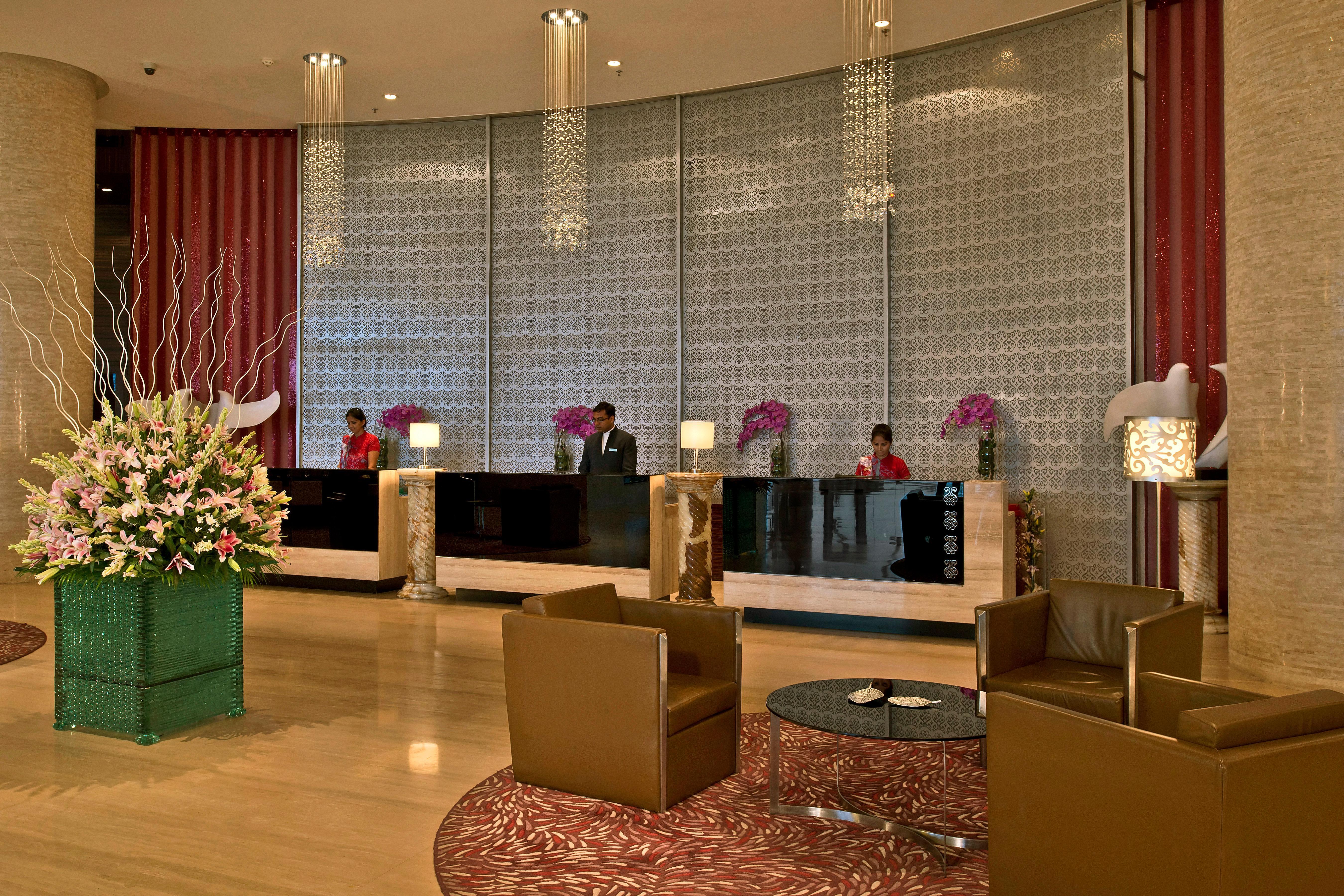 Holiday Inn Chandigarh Panchkula, An Ihg Hotel Eksteriør billede The lobby of the hotel