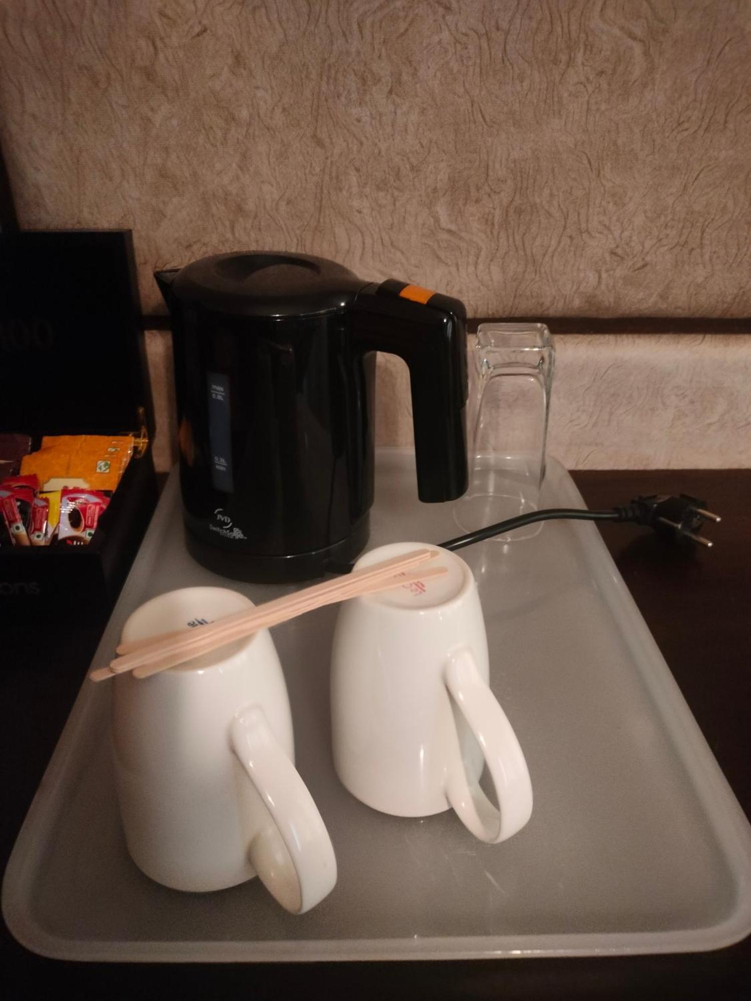 Holiday Inn Chandigarh Panchkula, An Ihg Hotel Eksteriør billede A kettle